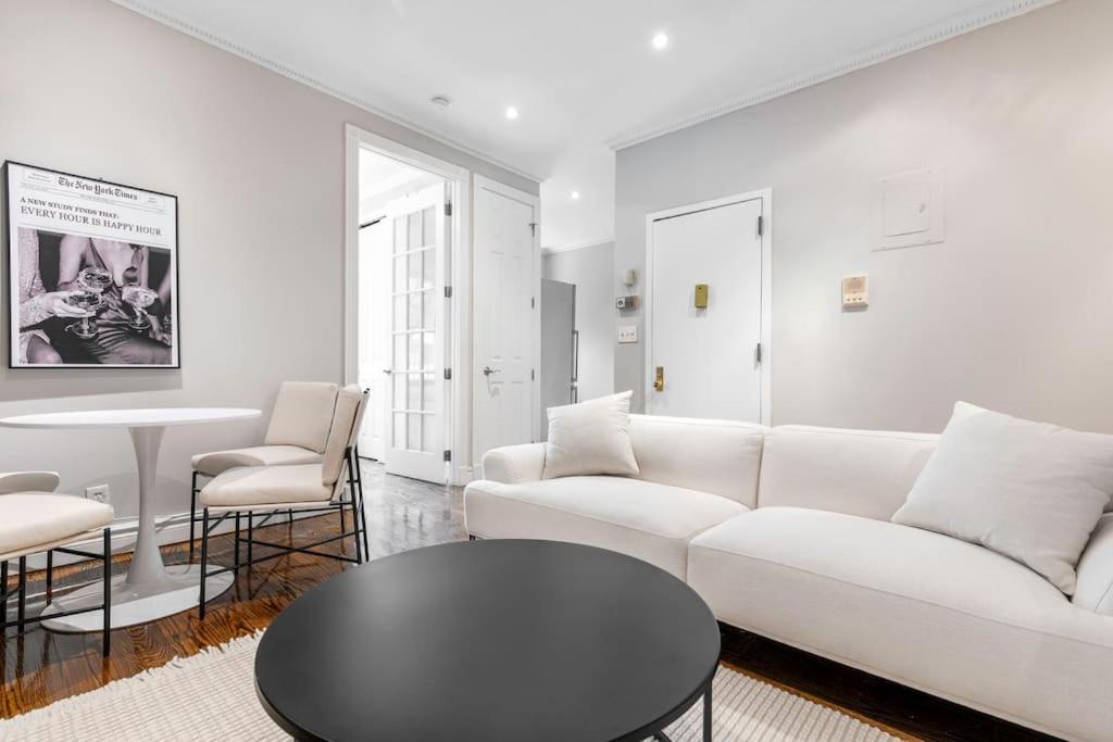 Gorgeous & Bright 3Bdr & 1Bth In Midtown Manhattan 纽约 外观 照片