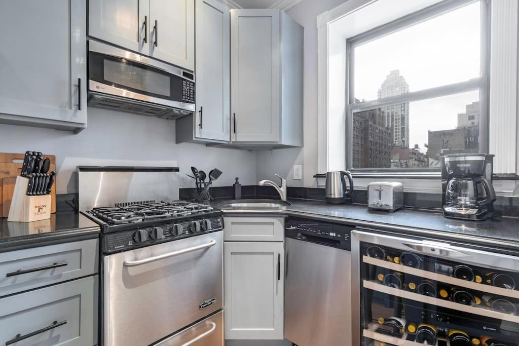 Gorgeous & Bright 3Bdr & 1Bth In Midtown Manhattan 纽约 外观 照片